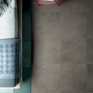 80x80 0002205 WORN MUD RET.